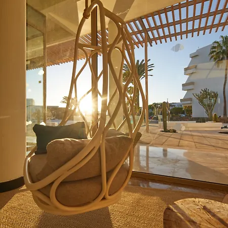 Hotel Grand Hyatt Lanzarote Playa Dorada 5*